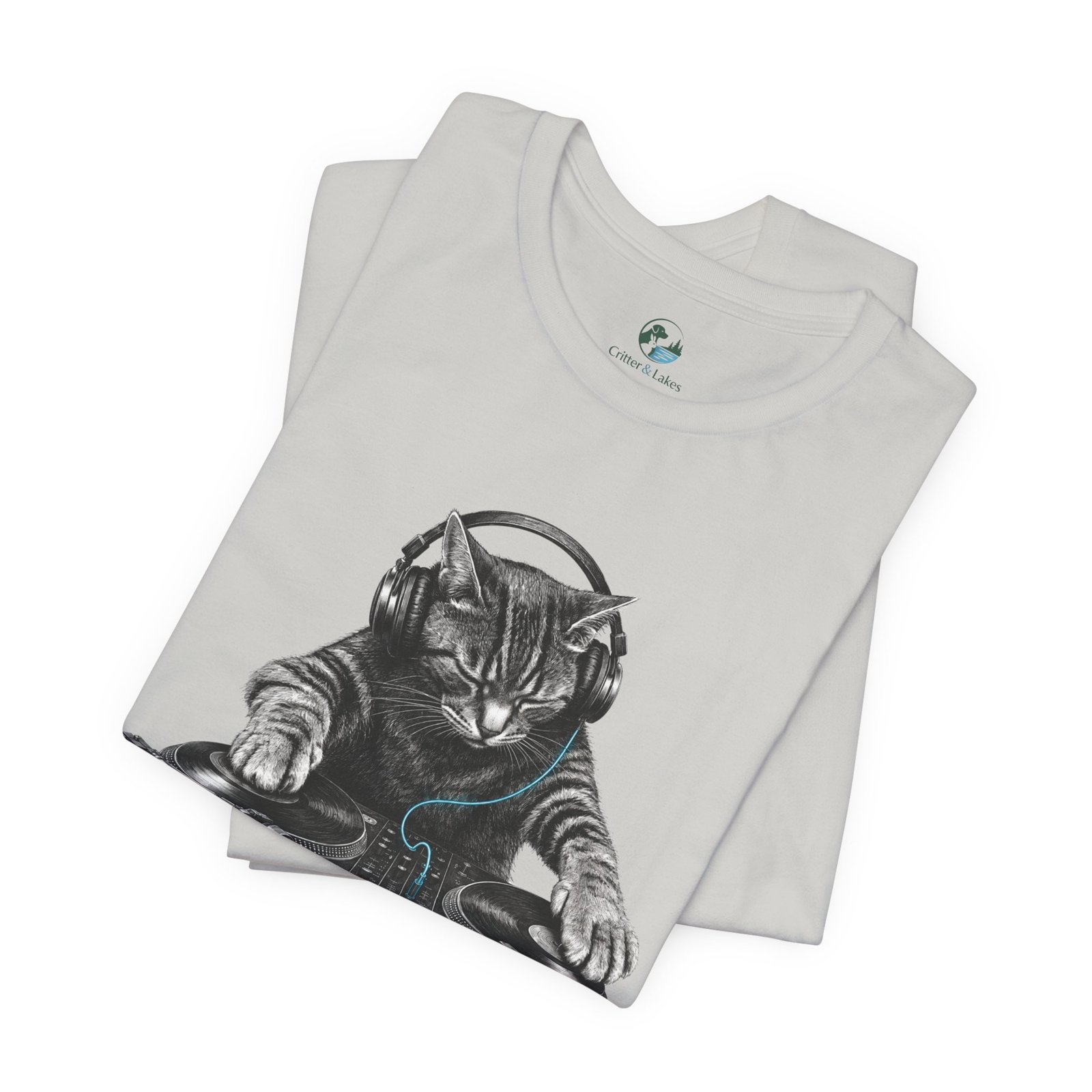 DJ Cat T-Shirt | Funny Cat DJ Graphic Tee with Turntables & Headphones | Music Producer Shirt | EDM, House, Techno & Vinyl - Image 20