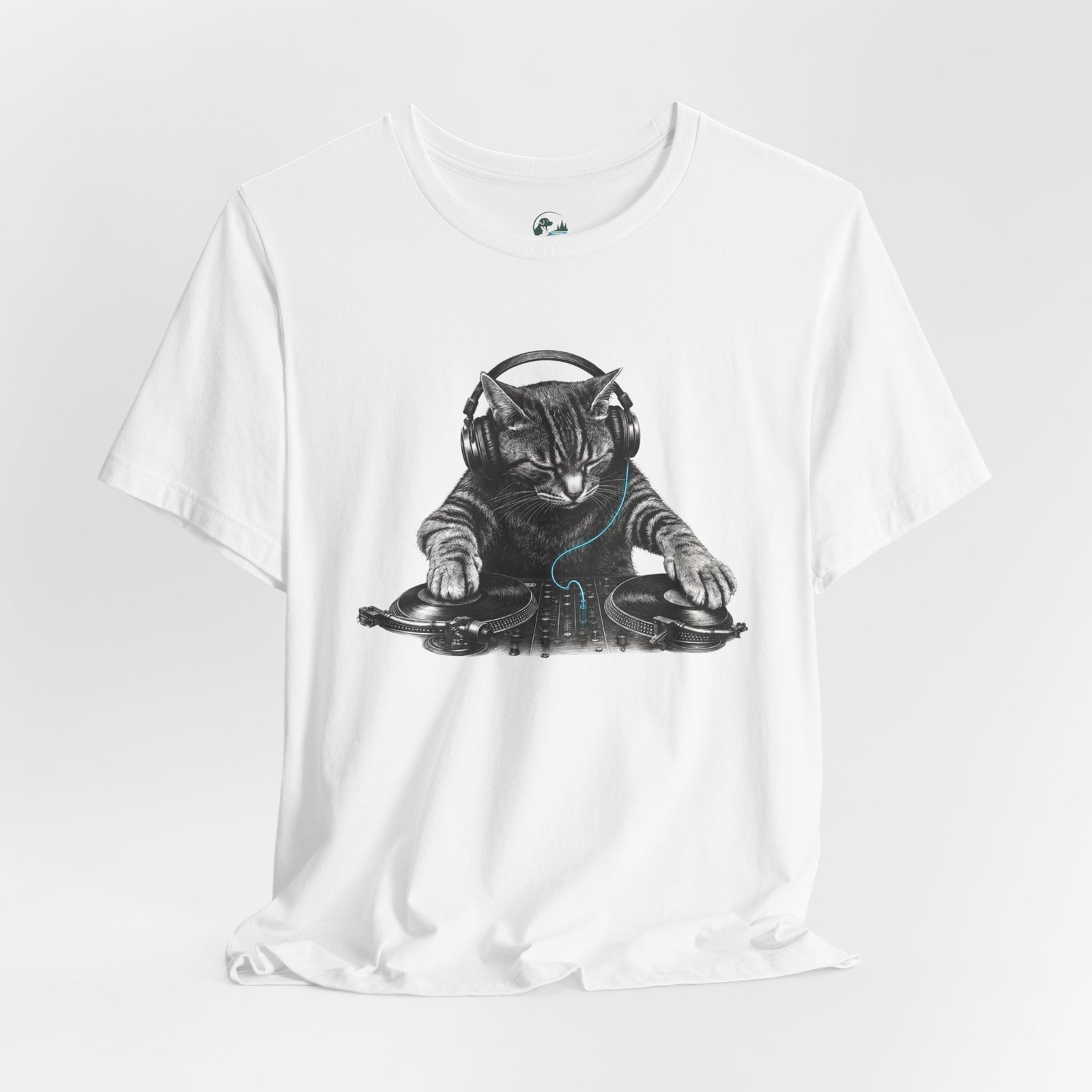 DJ Cat T-Shirt | Funny Cat DJ Graphic Tee with Turntables & Headphones | Music Producer Shirt | EDM, House, Techno & Vinyl - Image 6